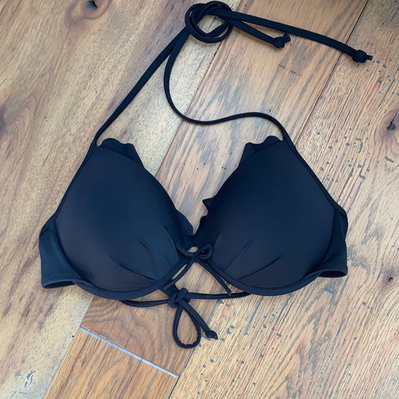 Victoria’s Secret Bikini Top - Picture 1 of 4